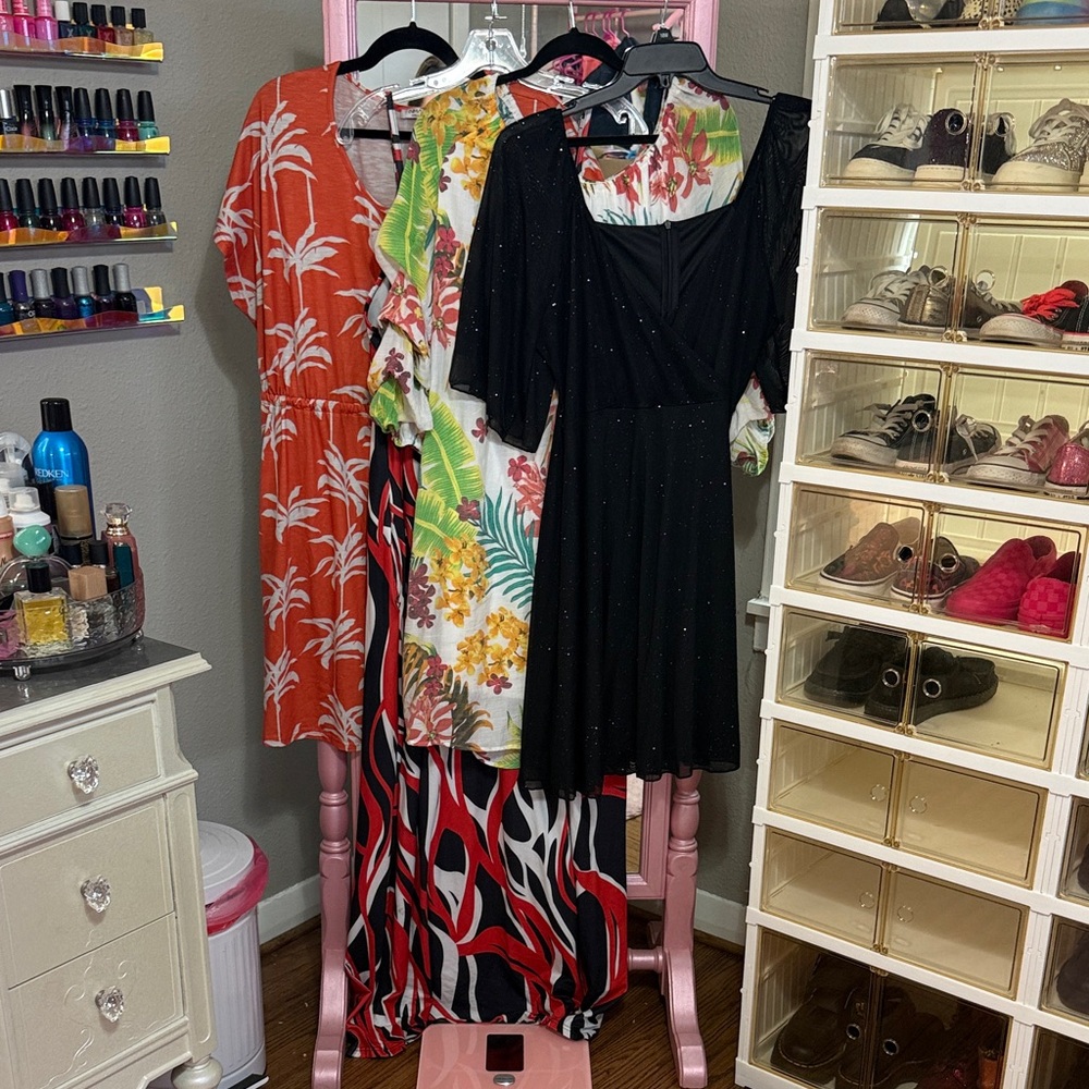 Bundle of 4 Womens Dresses Beach Vacation Cruise